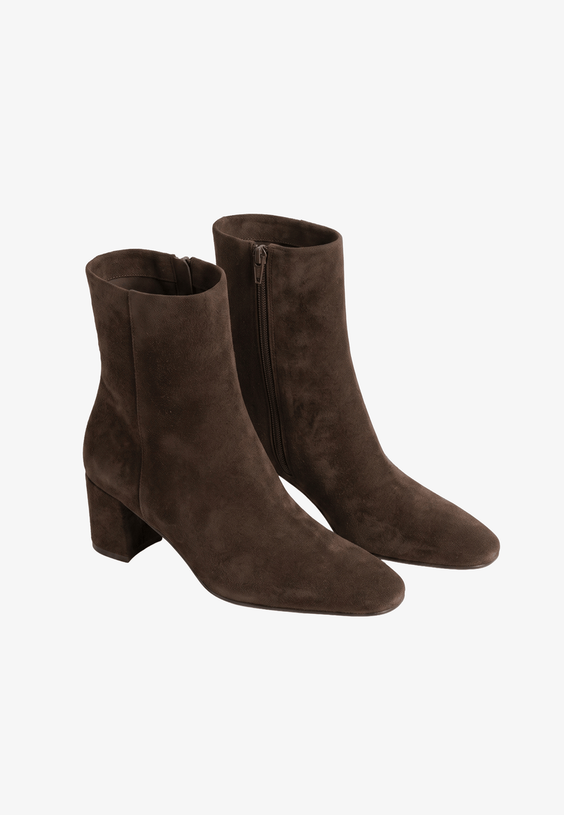 Mina Boot-Suede Leather