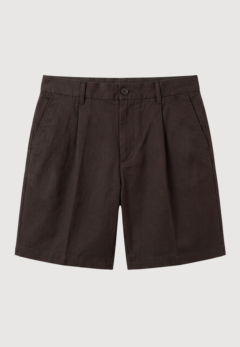 Loic Shorts in dark brown cotton, pleated with button closure and belt loops