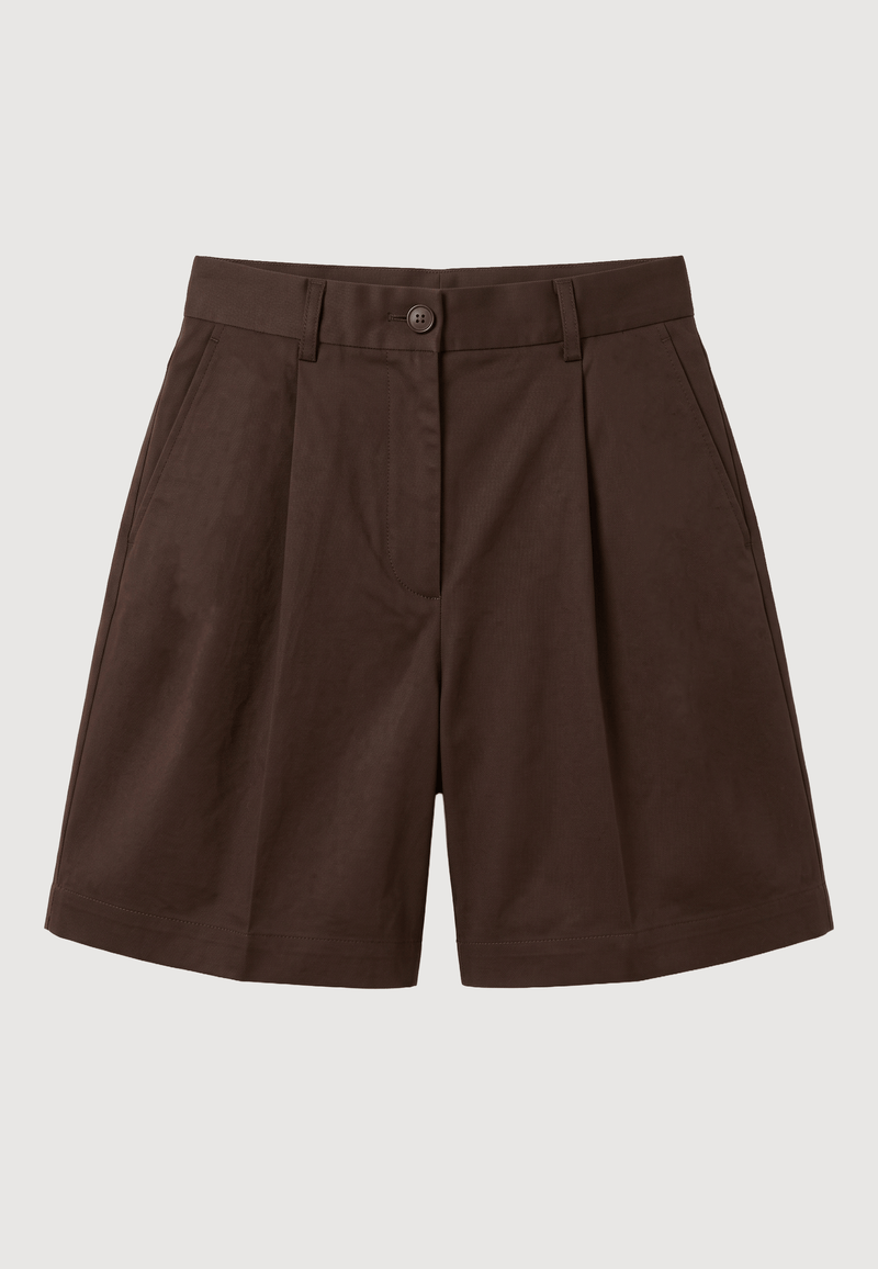 Naia Shorts in dark brown cotton, pleated with button closure and belt loops